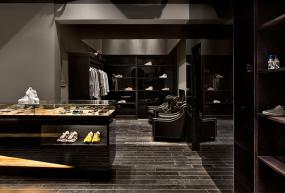 正裝服裝店室內(nèi)裝修設(shè)計效果圖片