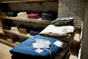 歐美服裝店裝修風格d效果圖