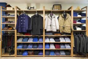 男服裝店個性室內(nèi)設(shè)計裝修效果圖片大全