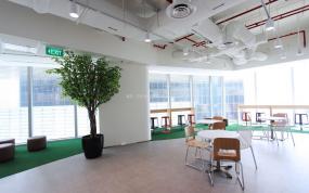 簡約辦公室室內(nèi)裝修風格