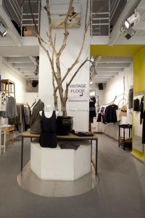 最新大型服裝店設計裝修圖片