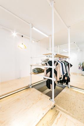 品牌服裝店裝潢效果圖