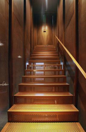 LOFT風格餐廳裝修設(shè)計效果圖片