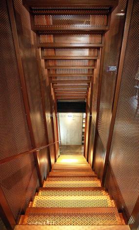最新LOFT風格餐廳裝修設(shè)計效果圖