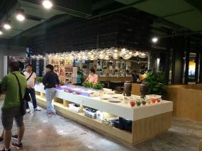 休閑自助餐廳設(shè)計裝修效果圖