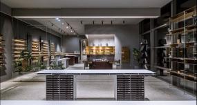 最新眼鏡店裝飾實景圖